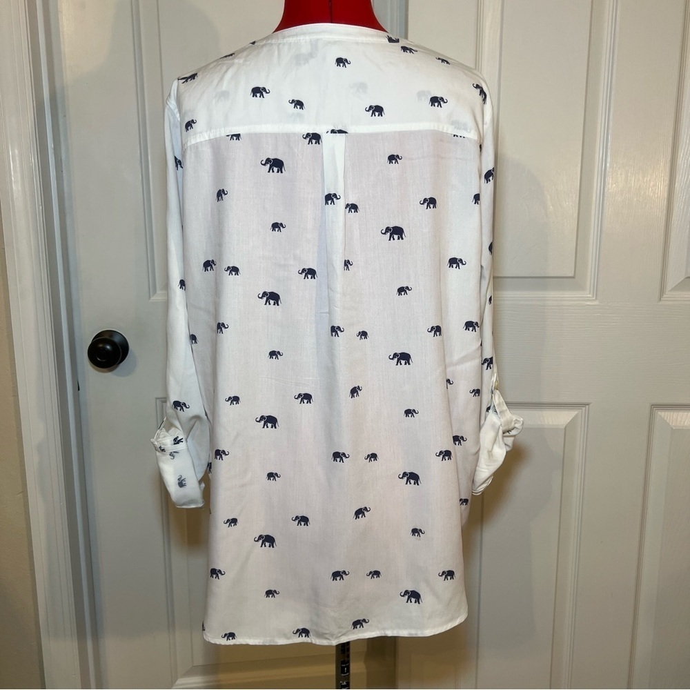 Bass White & Navy Elephant Print Long Tab Roll Sleeves Pull Over Shirt Womens XL - Picture 3 of 8